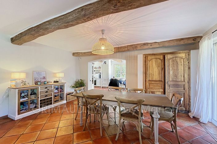 Image No.6-5 Bed House for sale