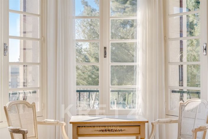 Image No.4-5 Bed House for sale