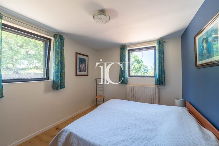 Image No.3-5 Bed House for sale