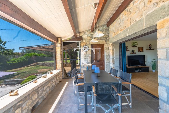 Image No.4-5 Bed House for sale