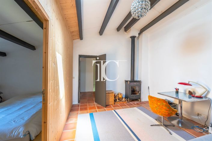 Image No.11-7 Bed House for sale