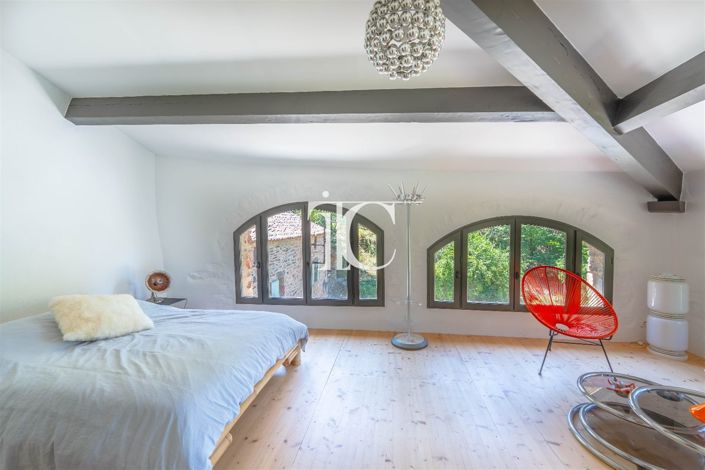 Image No.14-7 Bed House for sale