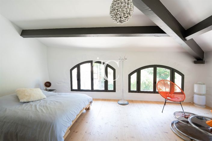 Image No.17-7 Bed House for sale