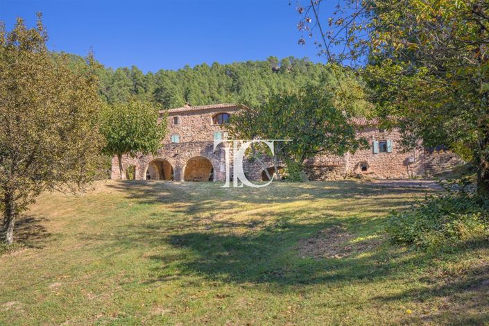 Image No.26-7 Bed House for sale