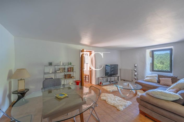 Image No.9-7 Bed House for sale