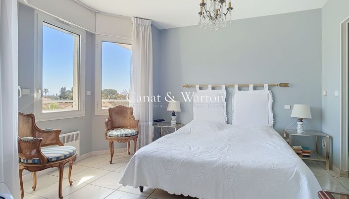 Image No.12-3 Bed Apartment for sale