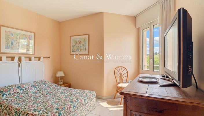 Image No.14-3 Bed Apartment for sale