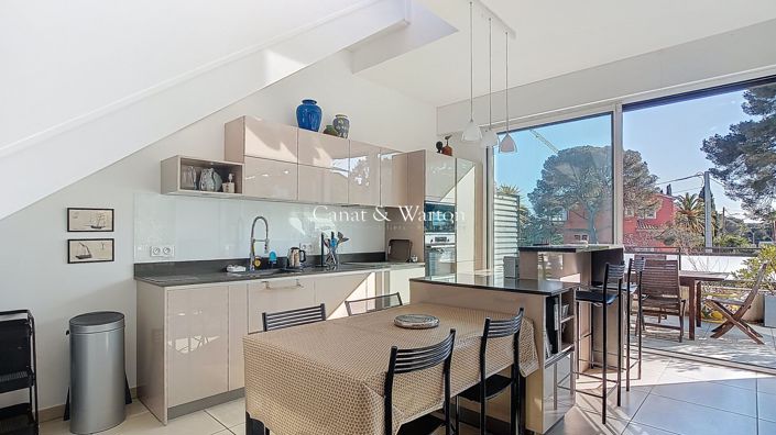 Image No.3-3 Bed Apartment for sale