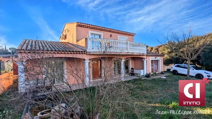 Image No.3-4 Bed House for sale