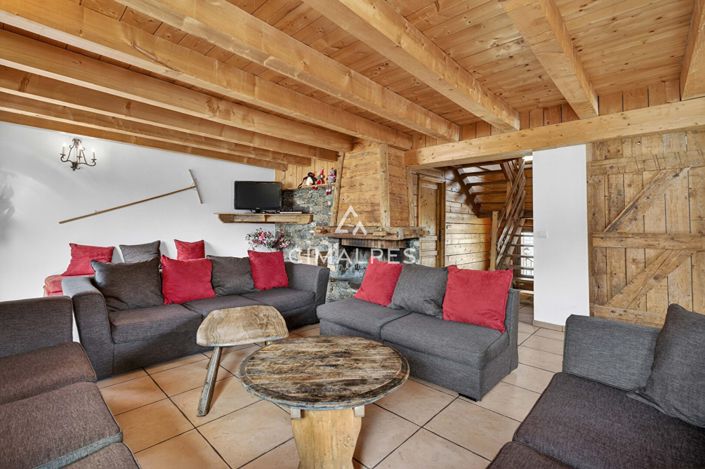 Image No.5-10 Bed House for sale