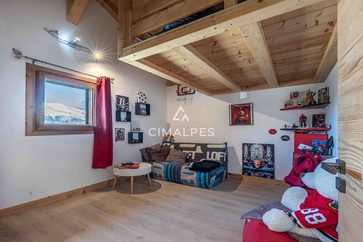 Image No.11-4 Bed House for sale