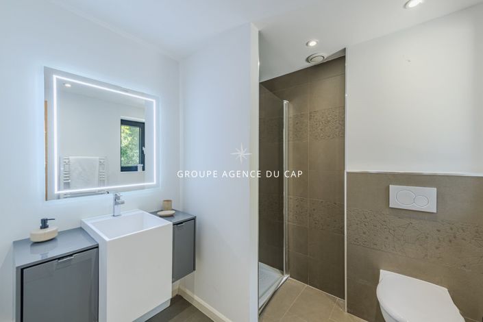 Image No.13-Propriété de 5 chambres à vendre à Var