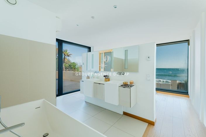 Image No.8-Propriété de 5 chambres à vendre à Var