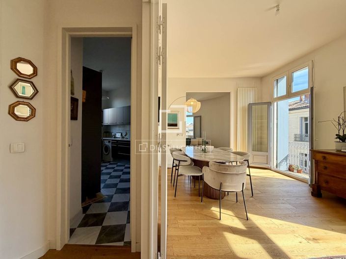 Image No.10-3 Bed Apartment for sale