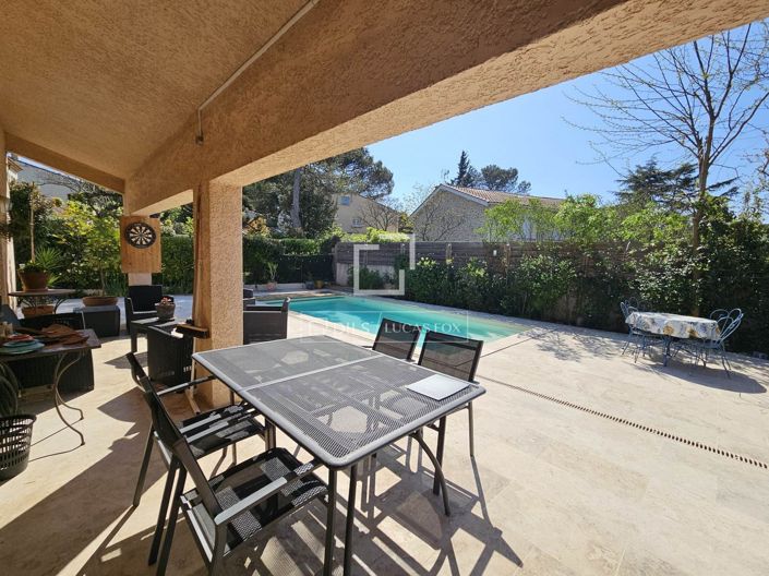 Image No.5-5 Bed House for sale