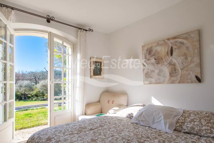 Image No.18-3 Bed House for sale