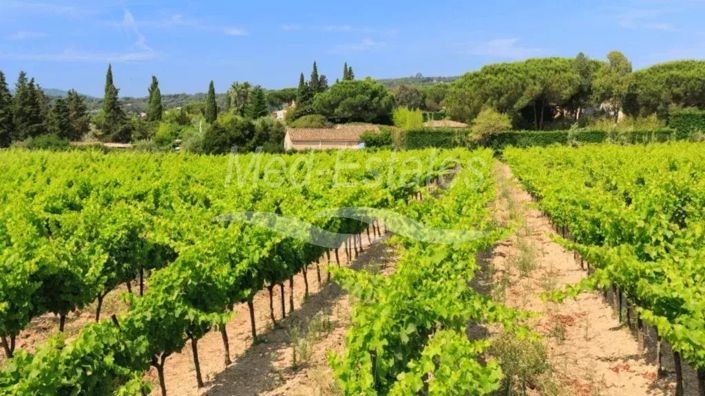 Image No.26-3 Bed House for sale