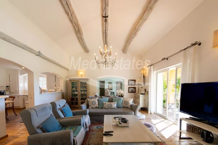 Image No.5-3 Bed House for sale