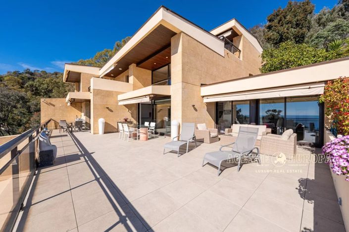 Image No.2-4 Bed Apartment for sale