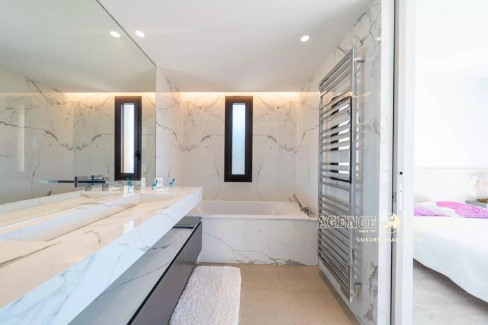 Image No.21-4 Bed Apartment for sale