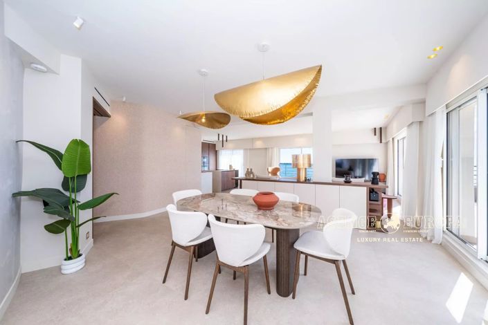 Image No.9-3 Bed Apartment for sale