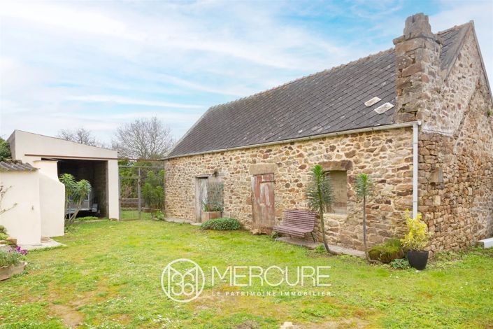 Image No.8-5 Bed House for sale