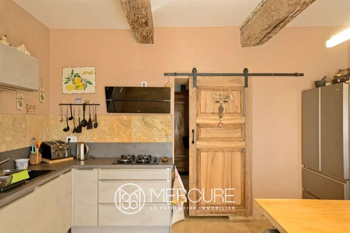 Image No.6-6 Bed House for sale
