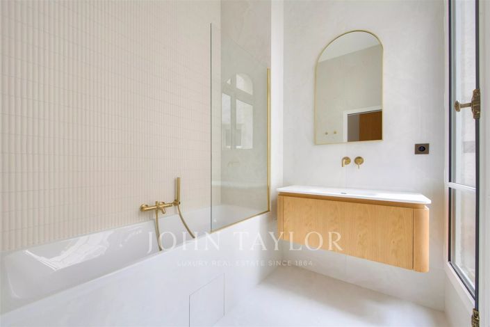 Image No.24-4 Bed Apartment for sale