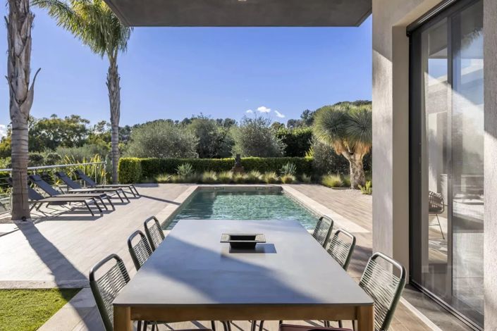 Image No.4-4 Bed House for sale