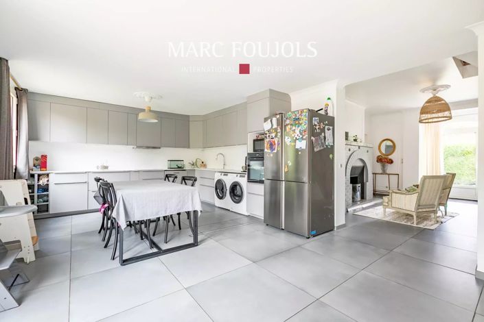 Image No.14-3 Bed House for sale