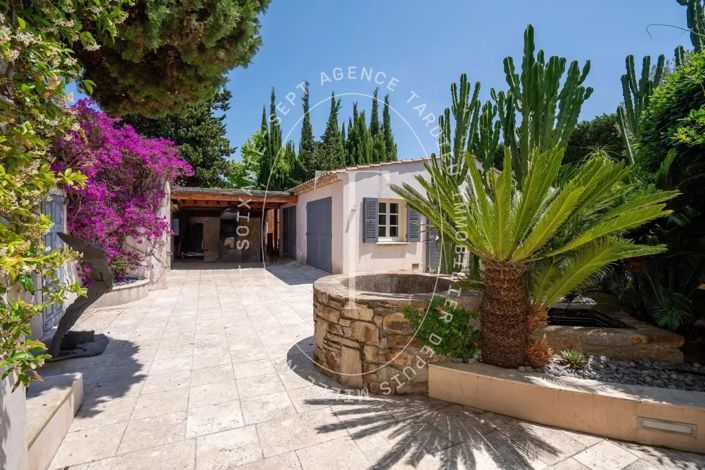 Image No.6-5 Bed House for sale