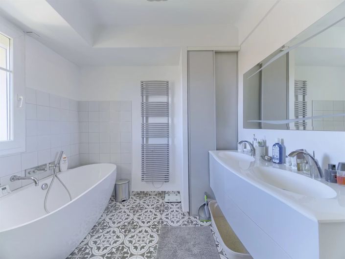 Image No.18-Apartment for sale