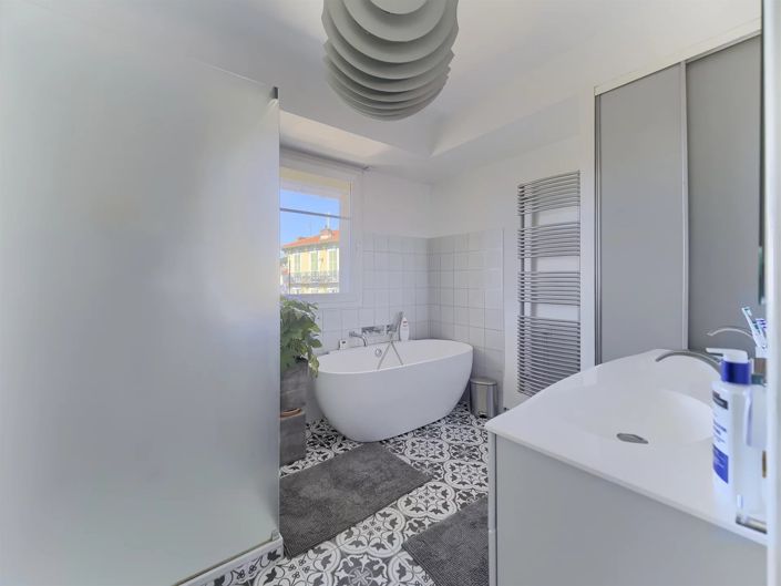 Image No.22-Apartment for sale