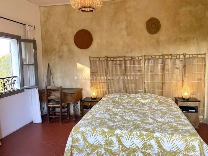 Image No.3-6 Bed House for sale