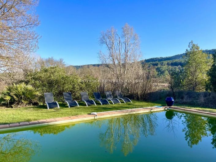 Image No.8-6 Bed House for sale