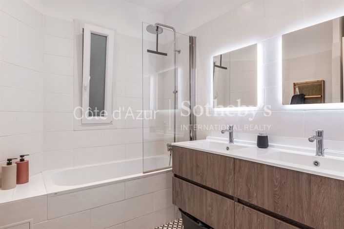Image No.11-Appartement de 3 chambres à vendre à Nice