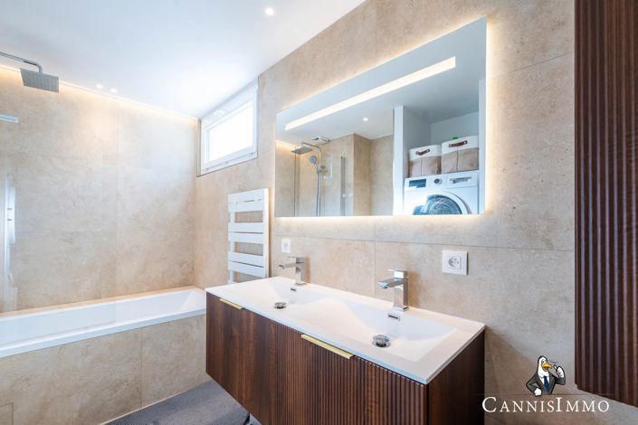 Image No.8-3 Bed Apartment for sale