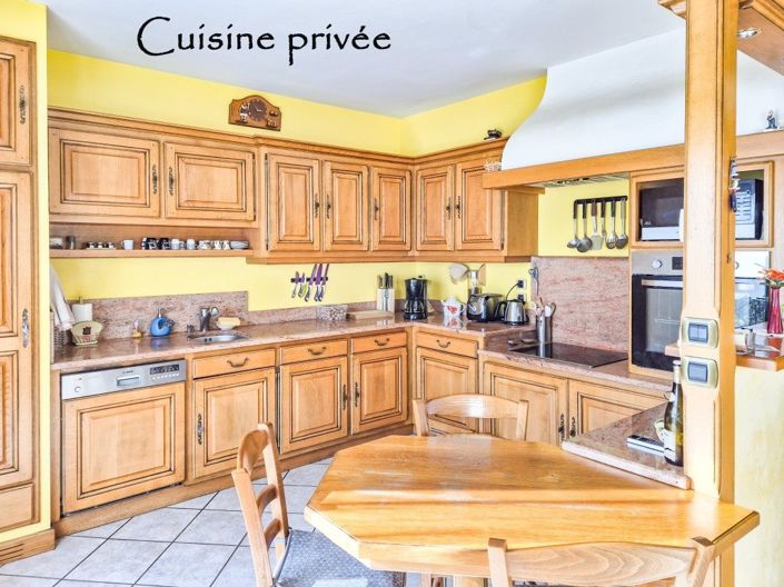 Image No.10-7 Bed House for sale