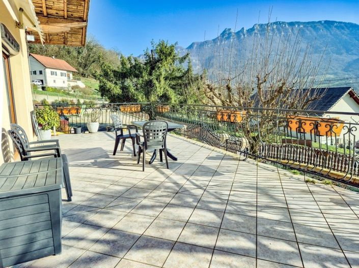 Image No.3-7 Bed House for sale