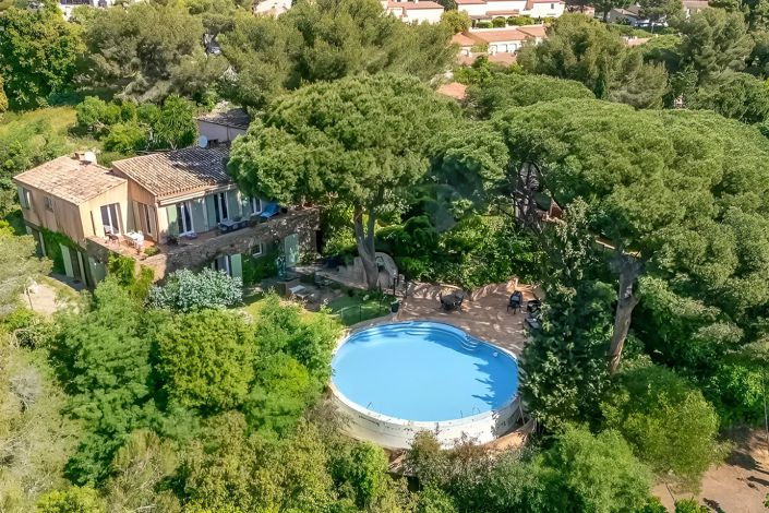 Image No.6-Maison de 10 chambres à vendre à Cavalaire-sur-Mer