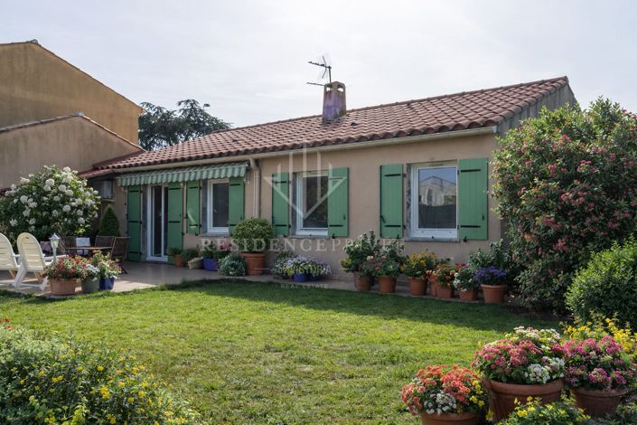 Image No.2-3 Bed House for sale