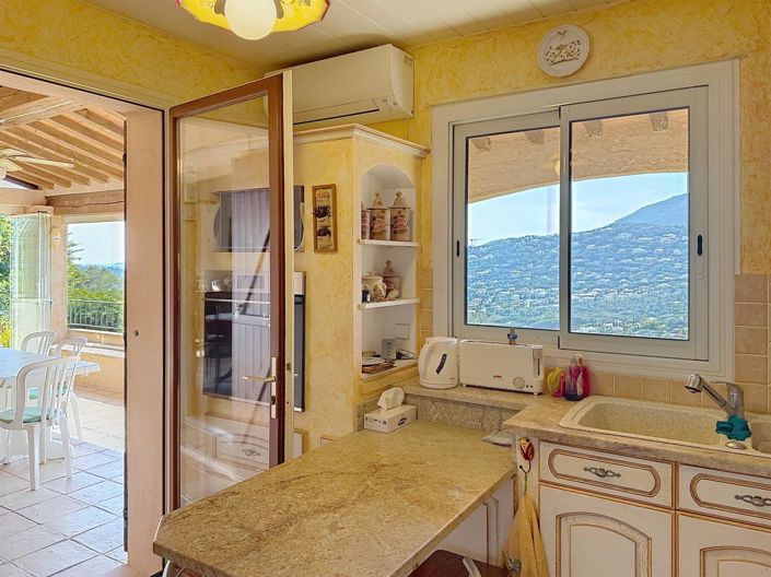 Image No.13-4 Bed House for sale