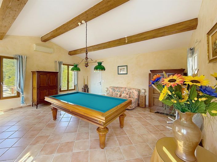 Image No.14-4 Bed House for sale