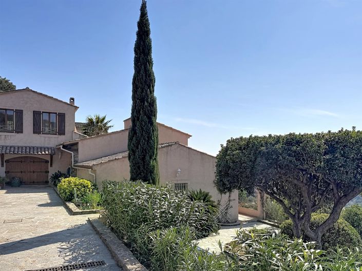 Image No.16-4 Bed House for sale