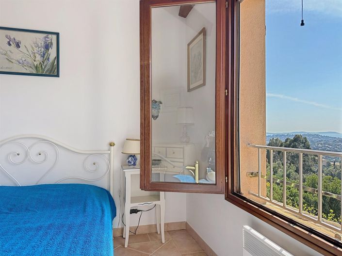 Image No.22-4 Bed House for sale