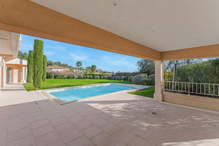 Image No.4-6 Bed House for sale