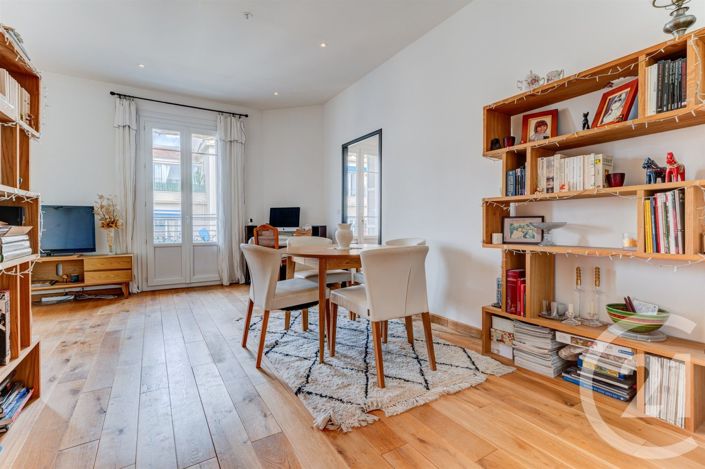 Image No.2-Appartement de 2 chambres à vendre à Nice