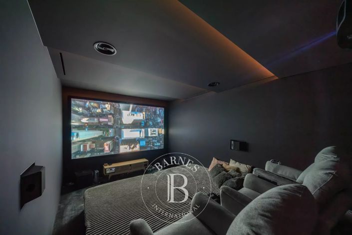 Image No.15-5 Bed House for sale