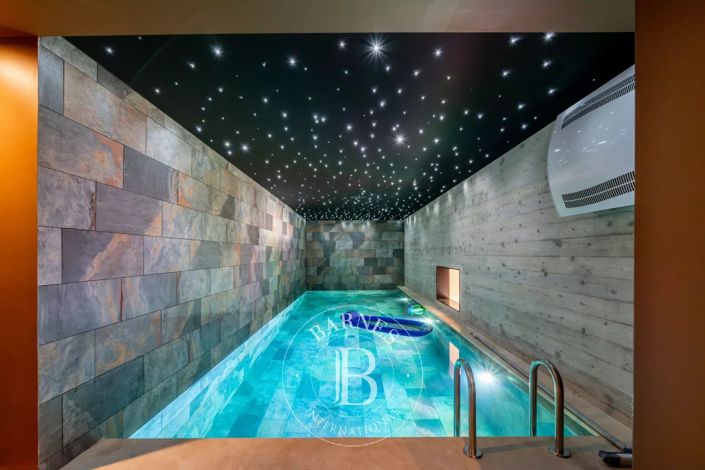 Image No.16-5 Bed House for sale