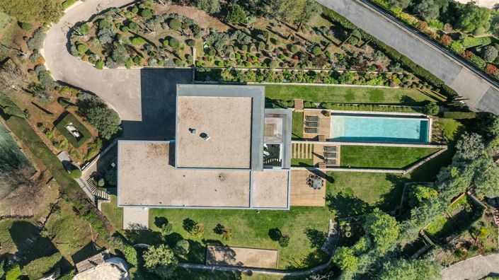 Image No.21-6 Bed House for sale